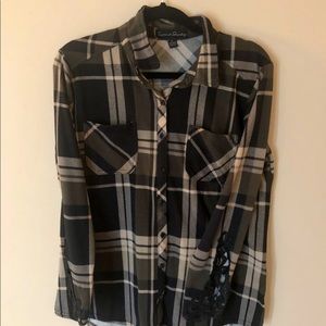 Green Black Tan Flannel W Lace Sleeves size L